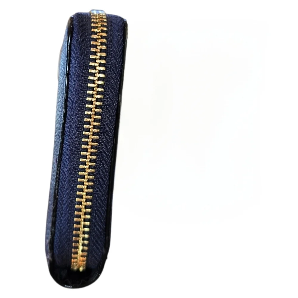 Victoria's Secret Midnight Blue Faux Leather Zip Around Wallet Organizer - Picture 6 of 13